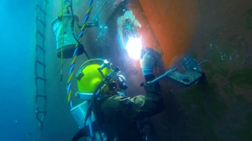 Underwater Welding and Cutting